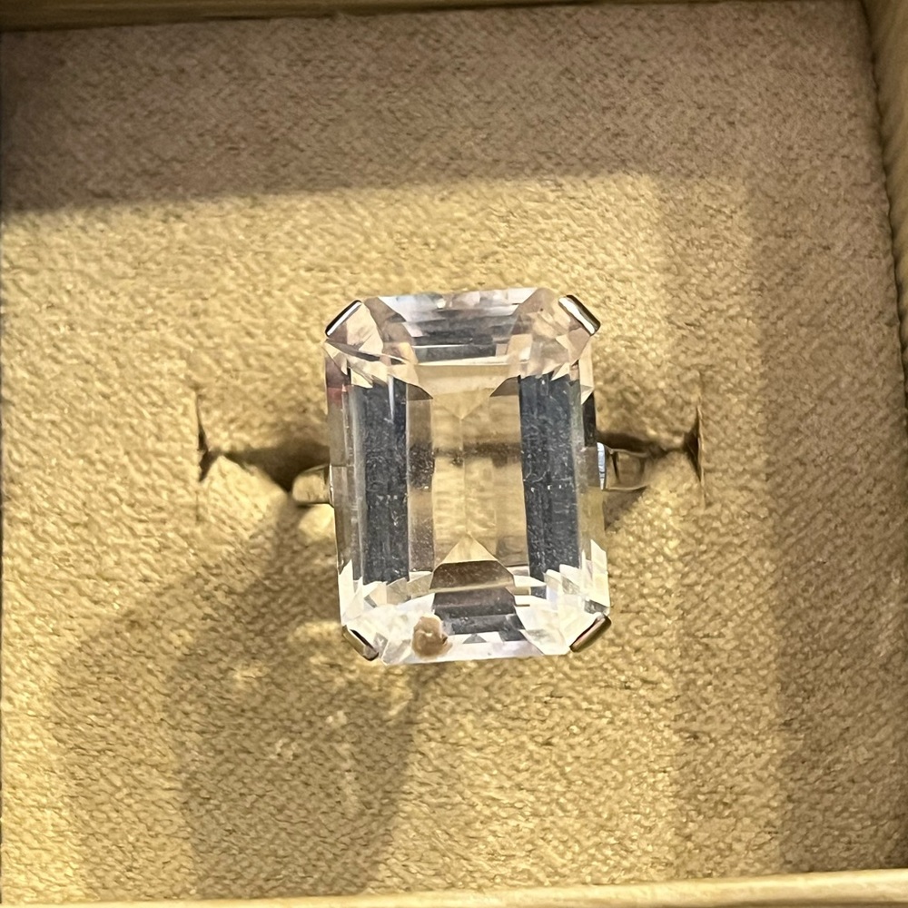 Large Clear Stone set in Sterling Silver Ring Sz 8